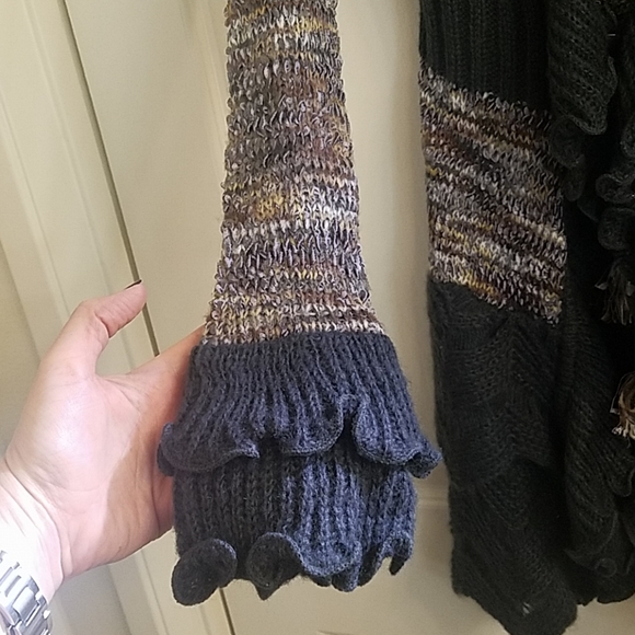 Gray jacket - Picture 2 of 8